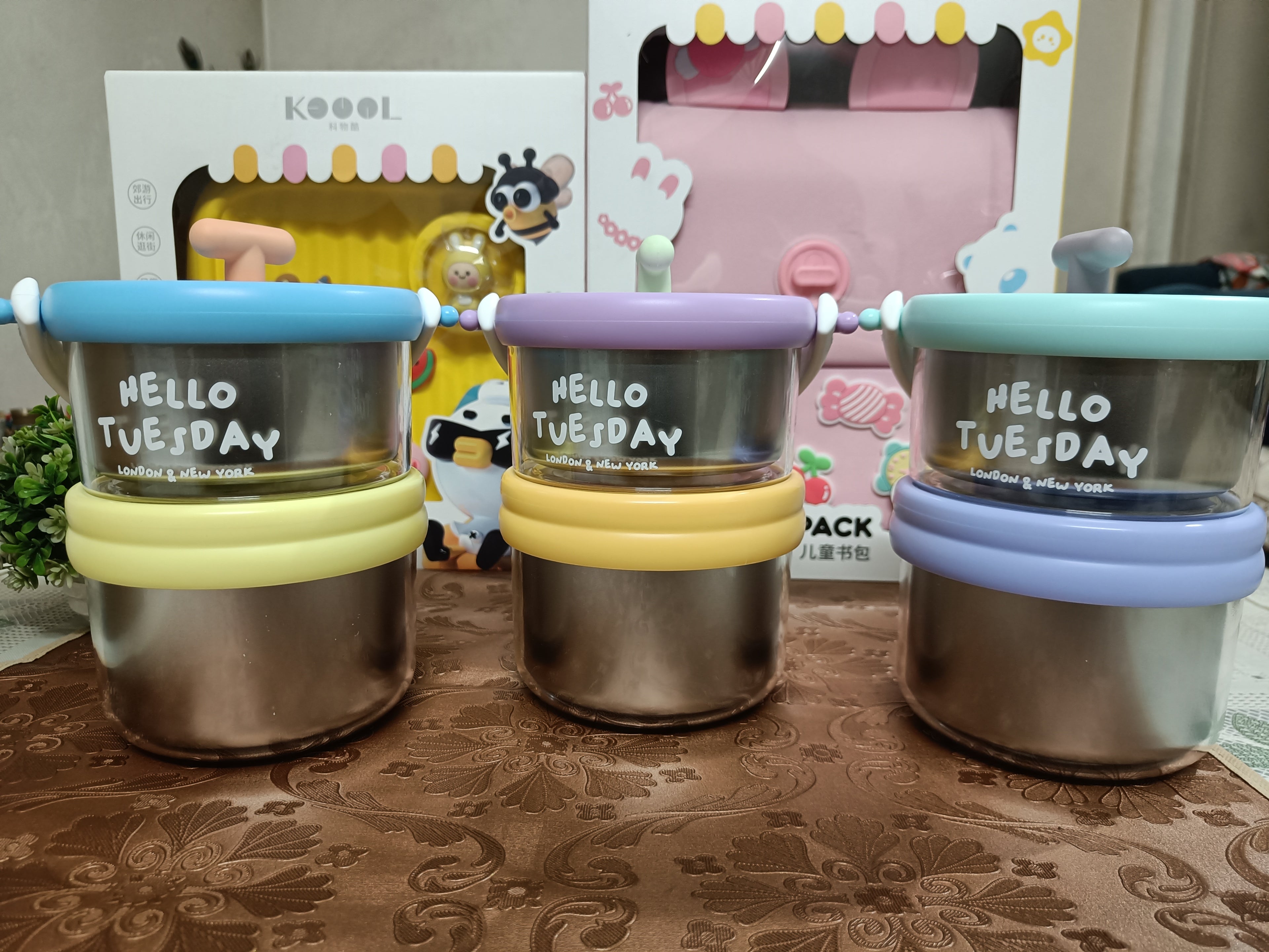 Hello Day Lunch Box