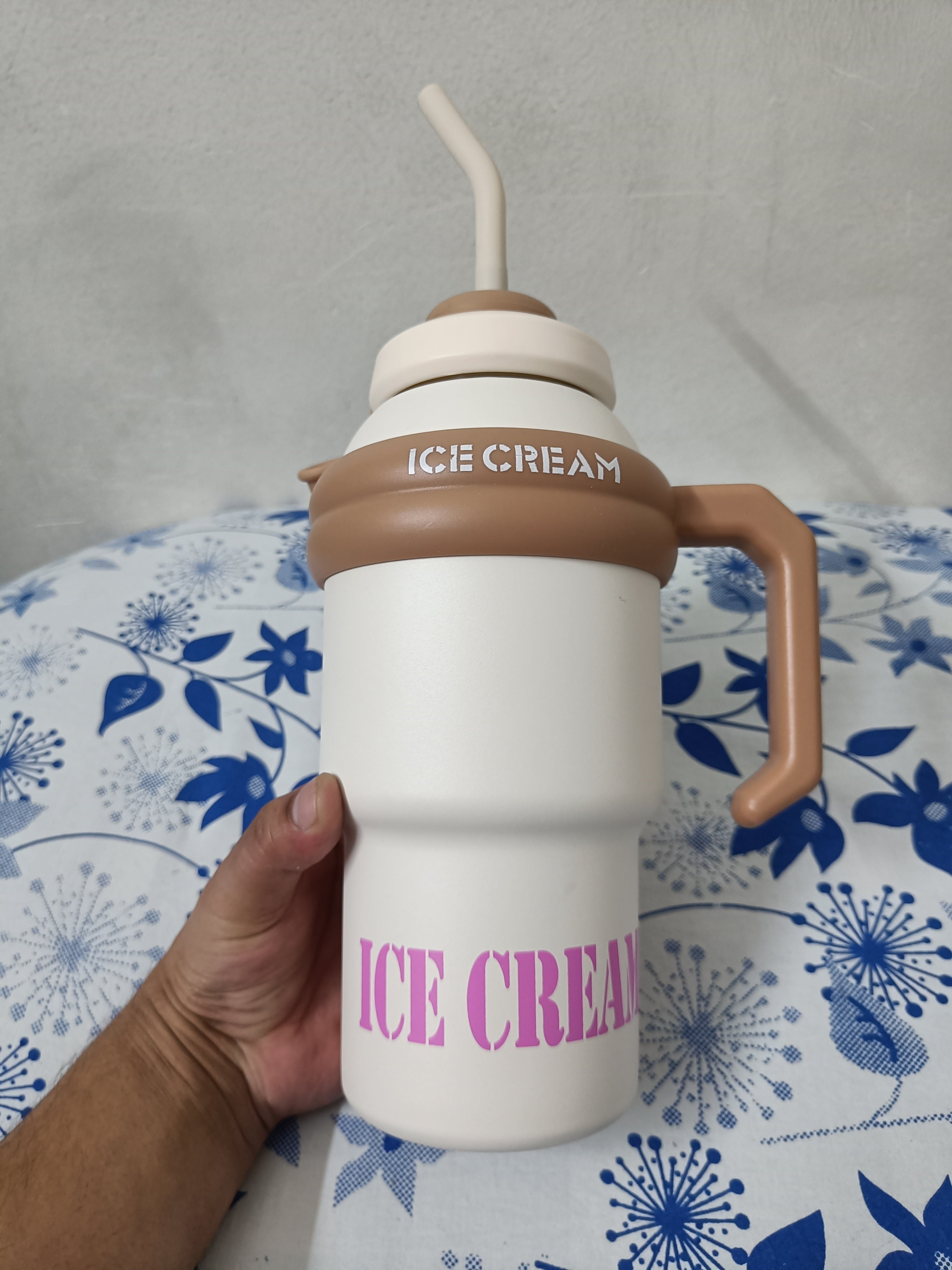 Ice-Cream Stainless Steel Bottle (1000ML)